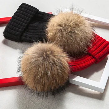 2020 brändi talvine müts naiste Kõrge kvaliteedi beanies ühise põllumajanduspoliitika reaalne Pesukaru karusnahast tutt naiste mütsid kapoti femme tüdrukute vabaaja müts
