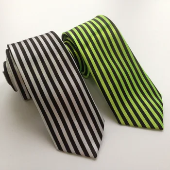 5cm Meeste Mood Kitsas Lips Populaarne Vabaaja Necktie Must Valge Vertikaalsete Triipudega Polü Sidemed