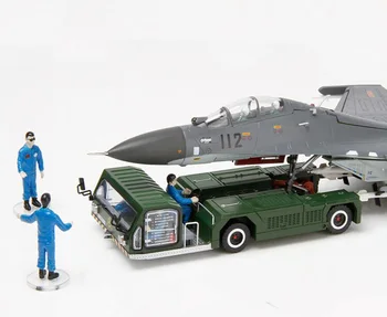 13CM 1/72 mõõtkavas Õhusõiduki traktori egnineering veoauto õhusõiduki Lohistage lennuki mudelite täiskasvanud laste mänguasjad kogud mudel näitab, et