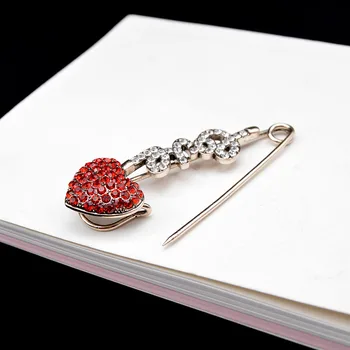 CINDY XIANG rhinestone südame pin-prossid naiste ystävänpäivä kingitus vintage ohutu pin 3 värvid hea kingitus