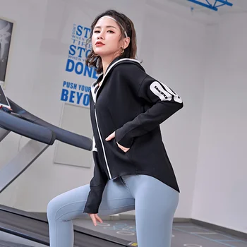 Naiste Sport Slim Töötab Tõrgeteta Jope Jõusaal Pikkade varrukatega Fitness Treening Kiire Kuiv Elastne Zippere Väljas Sport Mantel Higi