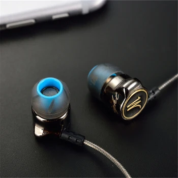 QKZ DM7 Kõrvaklapid Metallist Stereo Müra Isoleerivad In-ear Peakomplekt Sisseehitatud Mikrofoniga HiFi Raske Bass 3,5 mm Earbuds HD HiFi Oortelefoon